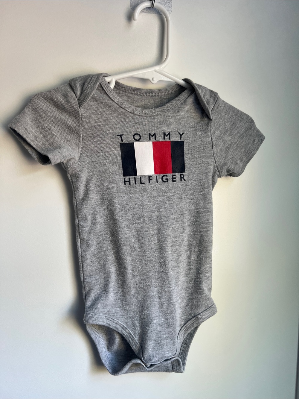 Tommy Hilfiger Gray Logo Bodysuit | 12M